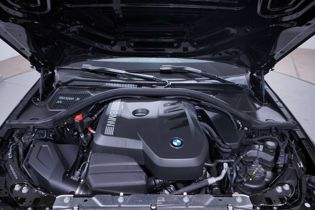 Thumbnail: 2025 BMW 3 Series - 23