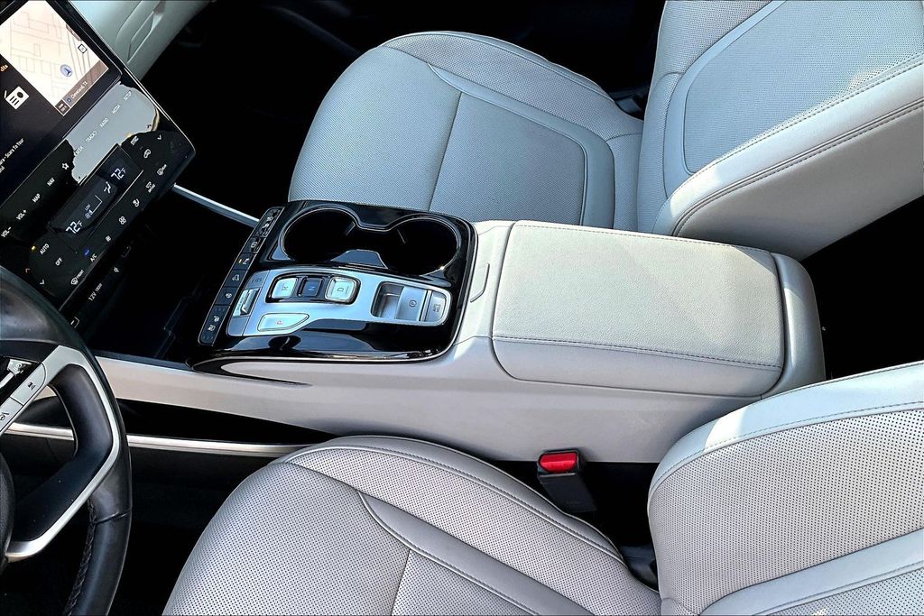 2024 Hyundai Tucson Limited Gray at Texan Dodge Chrysler Jeep Ram