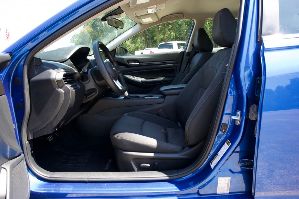 2025 Nissan Altima 2.5 SV Blue at Don McGill Toyota