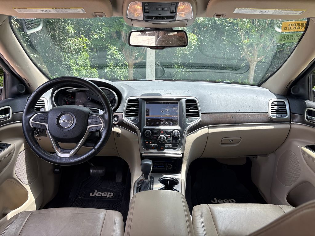 Used 2016 Red Jeep Limited image 8