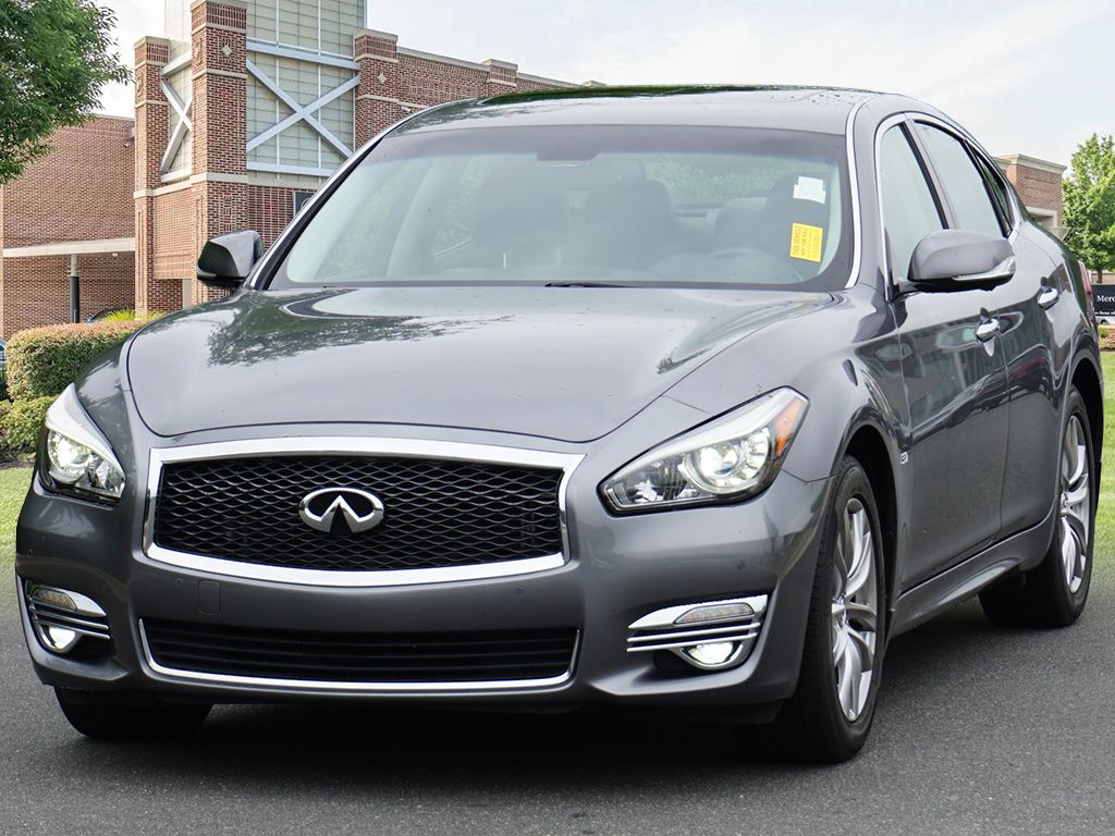 Thumbnail: 2015 INFINITI Q70 - 4