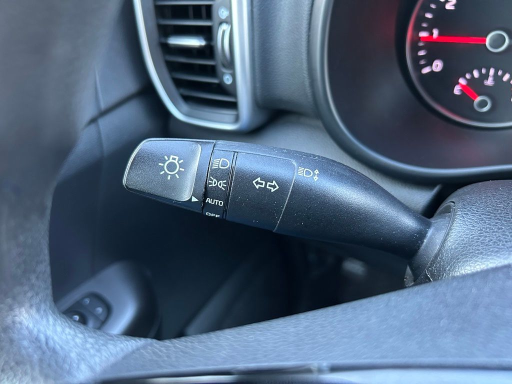 Thumbnail: 2021 Kia Sportage - 21