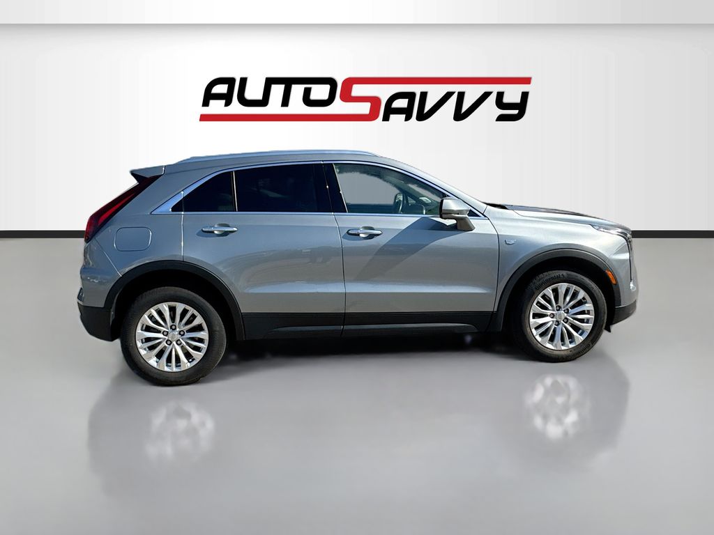 Used 2024 Silver Cadillac Luxury image 8
