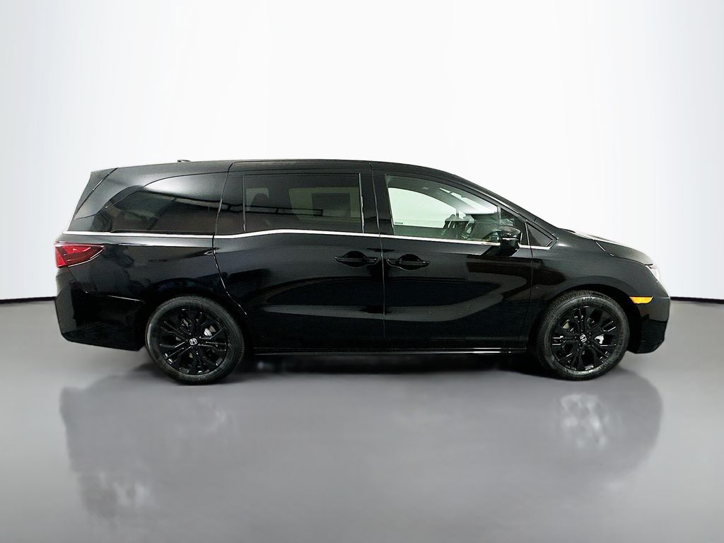 Thumbnail: 2026 Honda Odyssey - 4