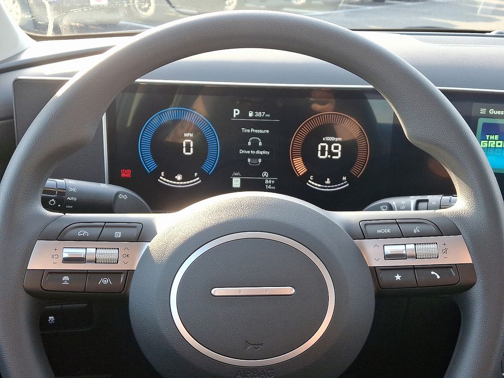 2025 Hyundai Tucson SE 11