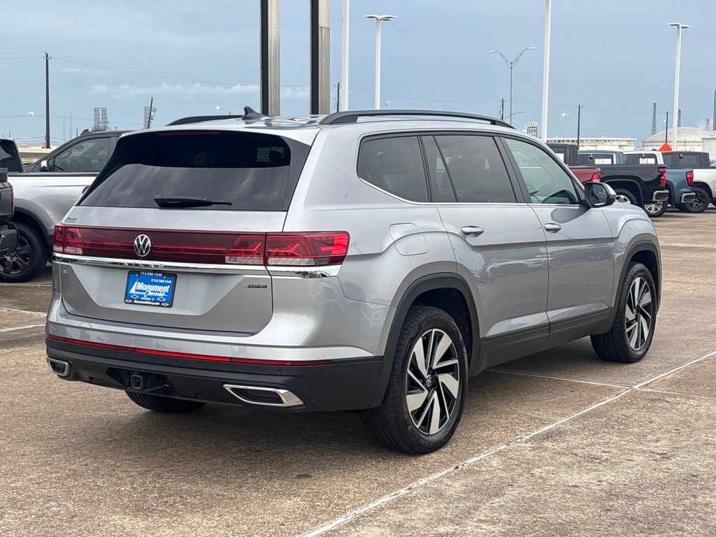 2024 Volkswagen Atlas 2.0T SE w/Technology White at DeMontrond Gulf Freeway