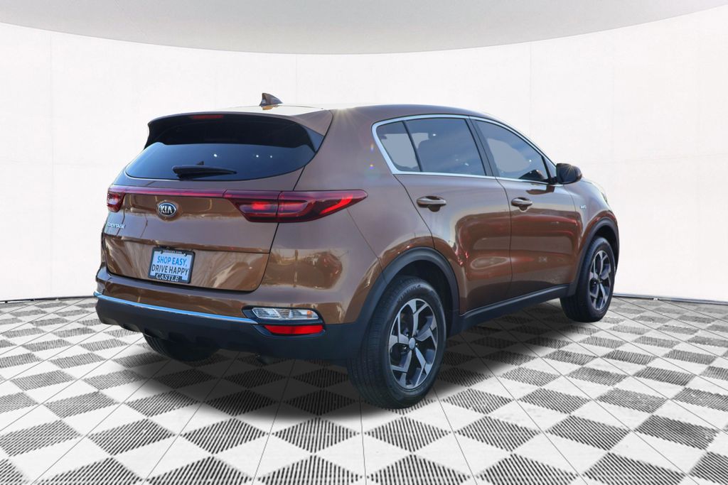 2021 Kia Sportage LX 8