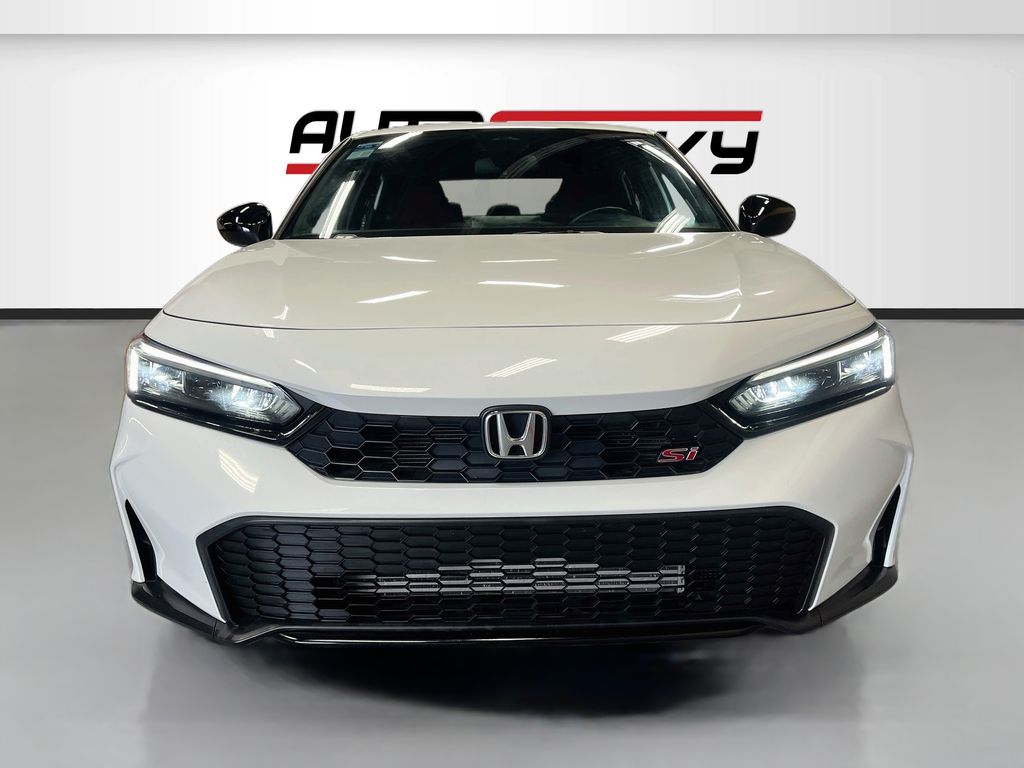 Used 2025 White Honda  image 2