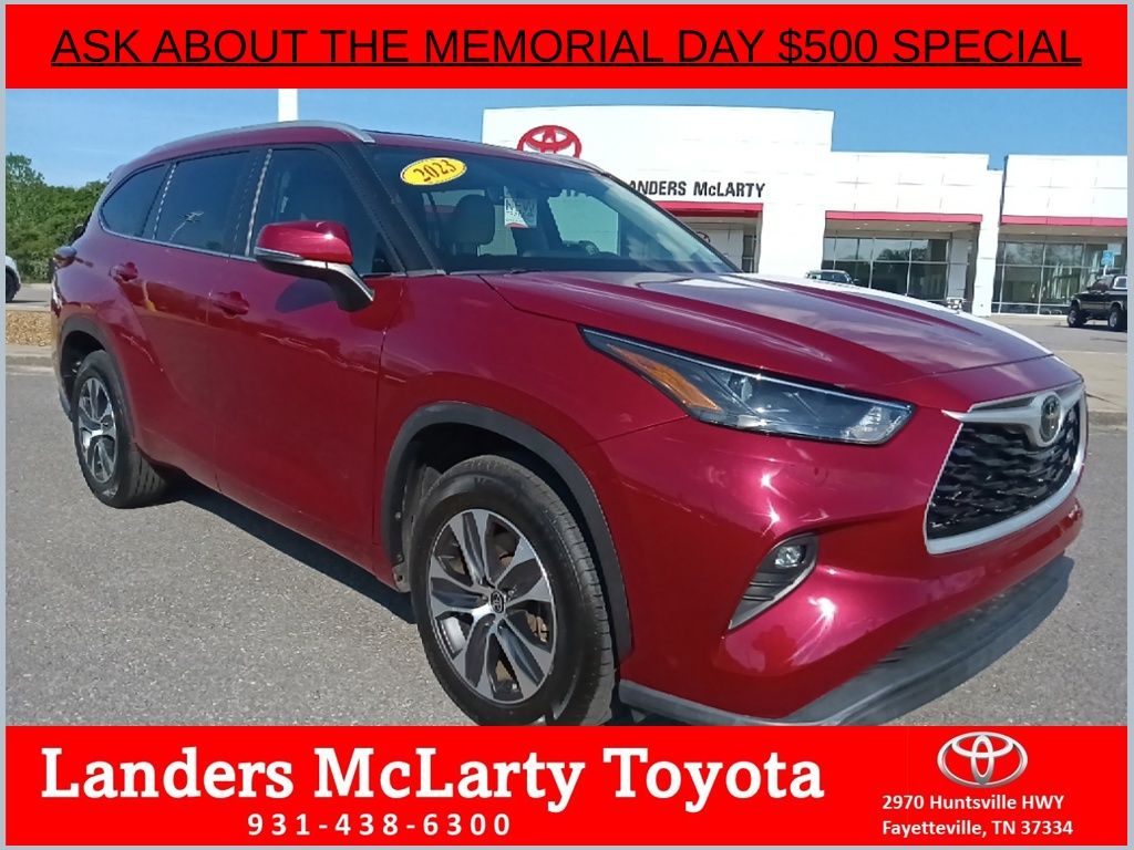 Red (Ruby Flare Pearl) 2023 Toyota Highlander XLE FWD SUV / Crossover Front-Wheel Drive 8-Speed Automatic