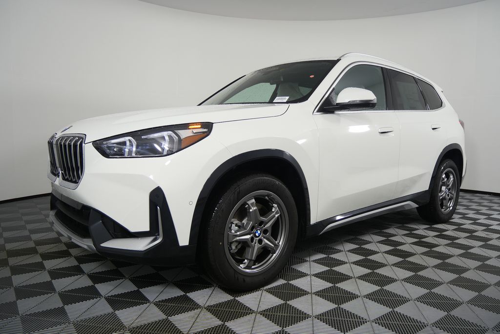 2025 BMW X1 xDrive28i 7