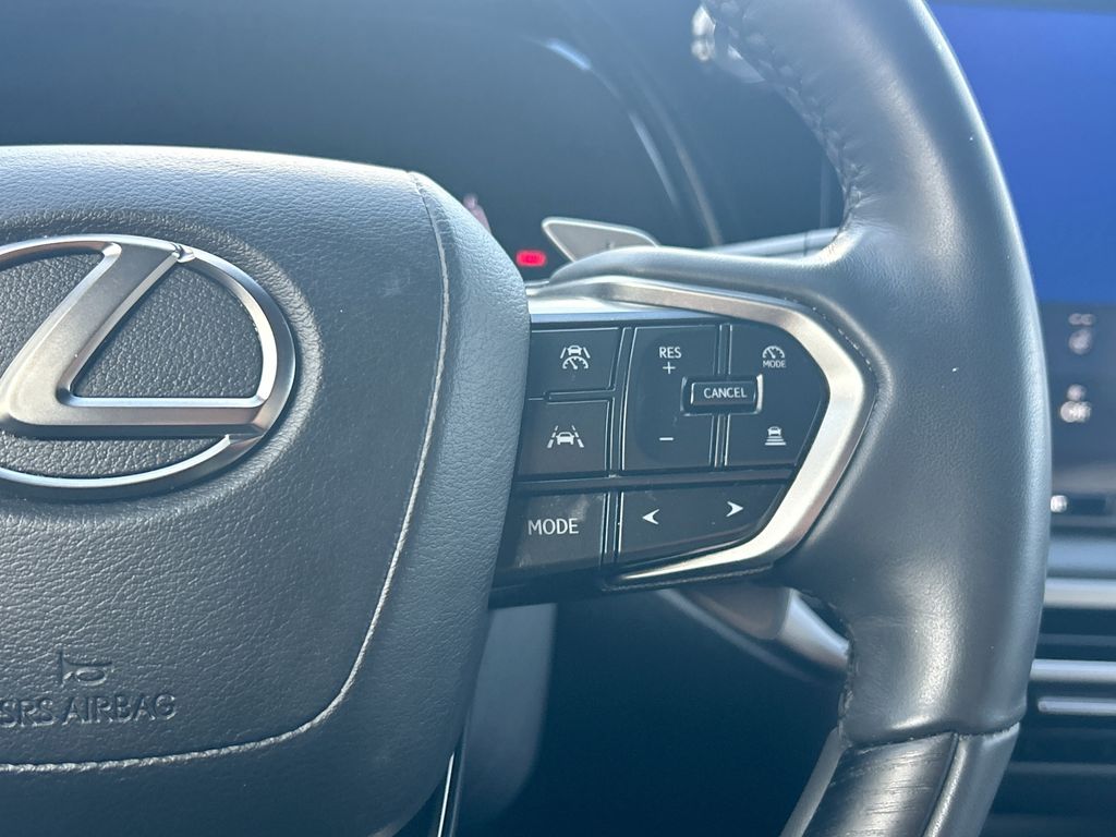 Thumbnail: 2024 Lexus RX - 26