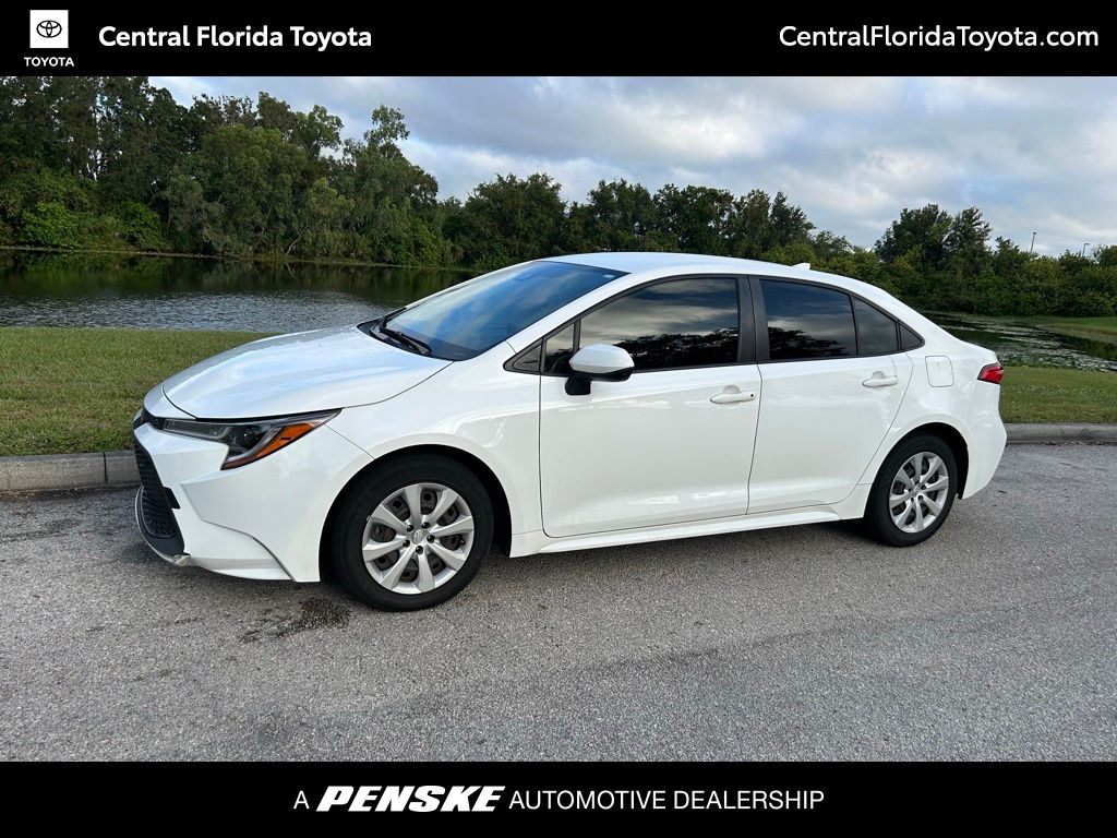 Thumbnail: 2022 Toyota Corolla - 1