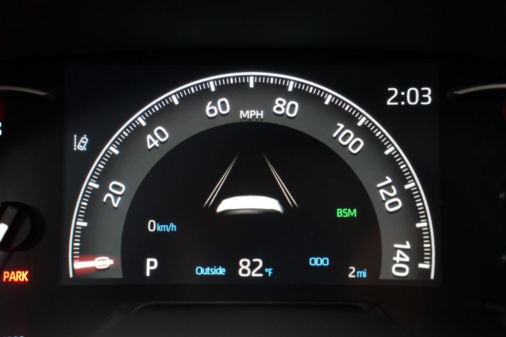 2025 Toyota RAV4 XLE 16