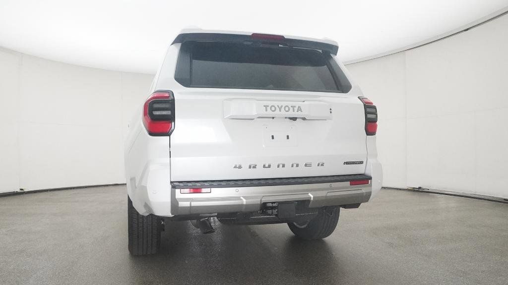 Thumbnail: 2025 Toyota 4Runner - 10