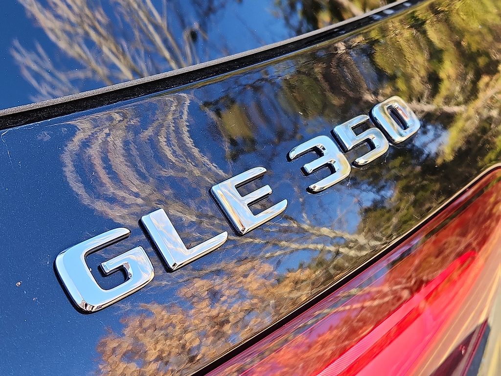 Thumbnail: 2025 Mercedes-Benz GLE - 29