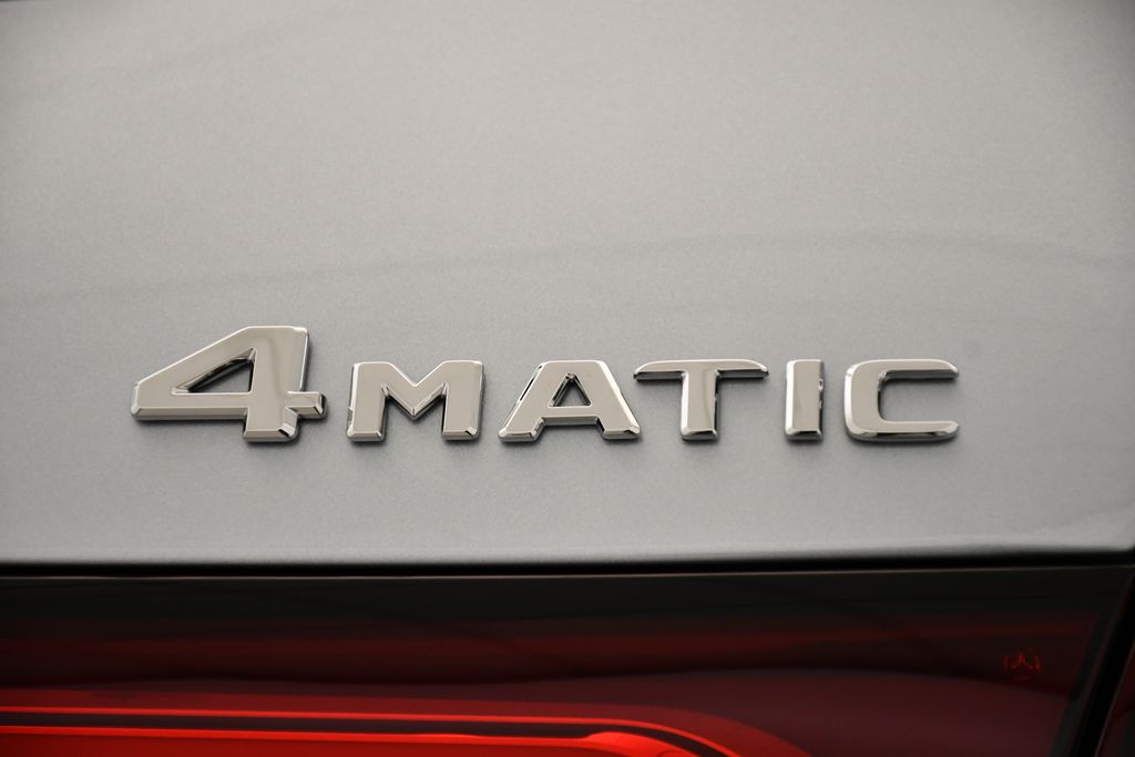 Thumbnail: 2026 Mercedes-Benz GLC - 10