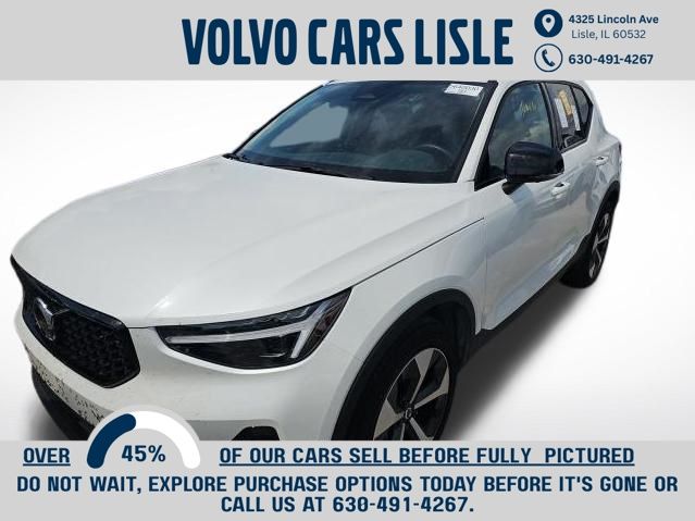 Crystal White 2026 Volvo XC40 B5 Plus AWD SUV / Crossover All-Wheel Drive Automatic