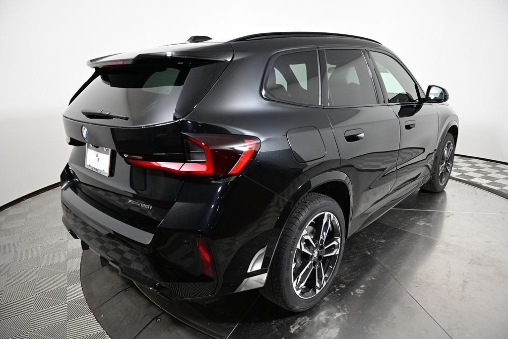 Thumbnail: 2026 BMW X1 - 5