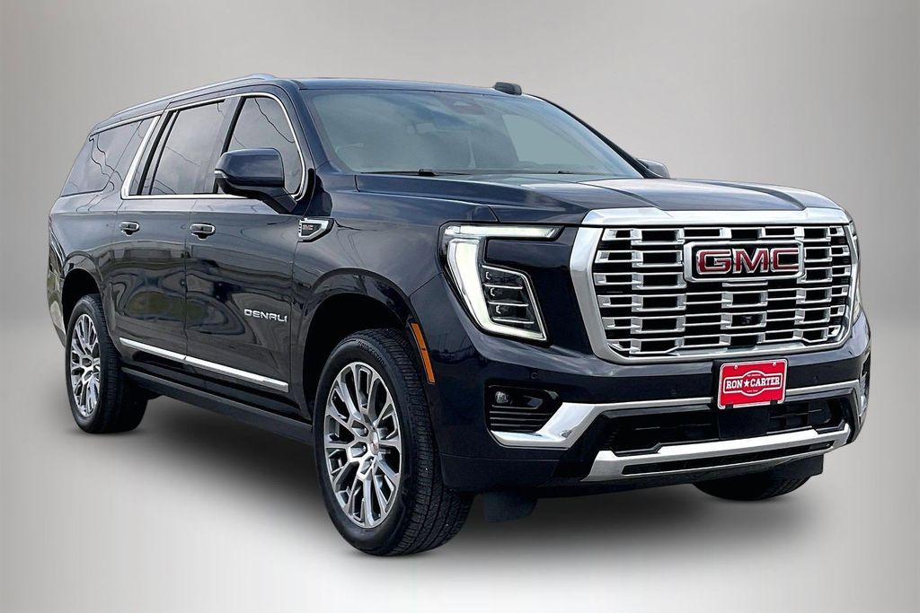 2025 GMC Yukon XL Denali 4WD
