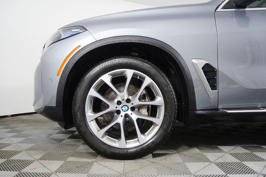 Thumbnail: 2025 BMW X5 - 7