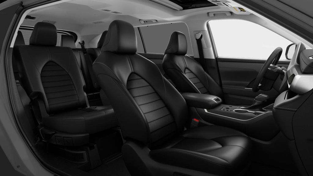 Thumbnail: 2025 Toyota Highlander - 20