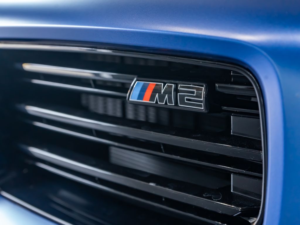 Used 2025 Blue BMW  image 32