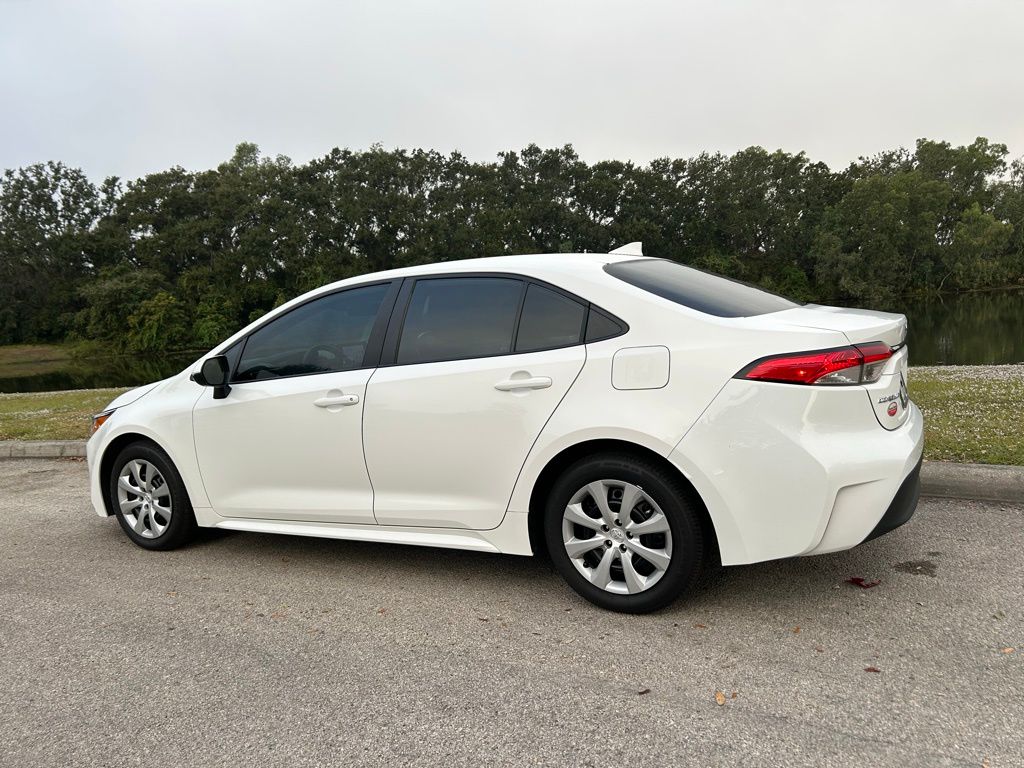 Thumbnail: 2024 Toyota Corolla - 3