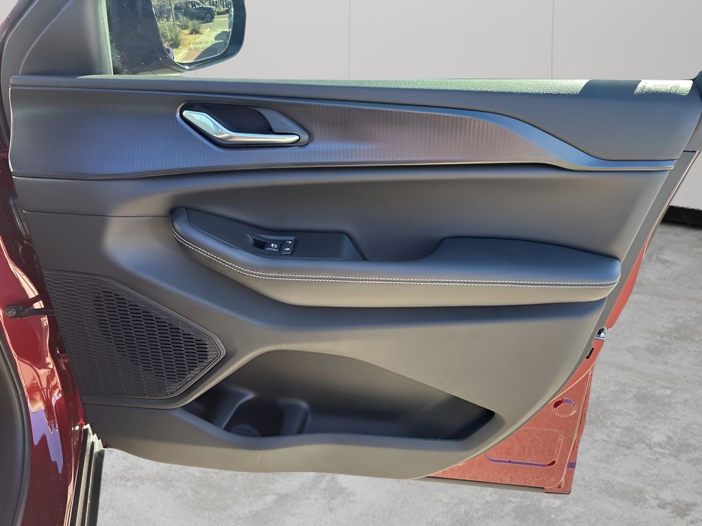 New Car 2025 Jeep Grand Cherokee L  Altitude X For Sale Under $40,000 In Austin, Texas