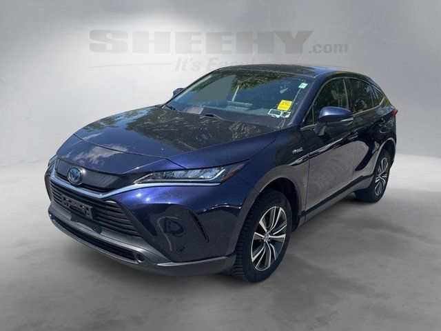 Used 2021  Toyota LE image 15