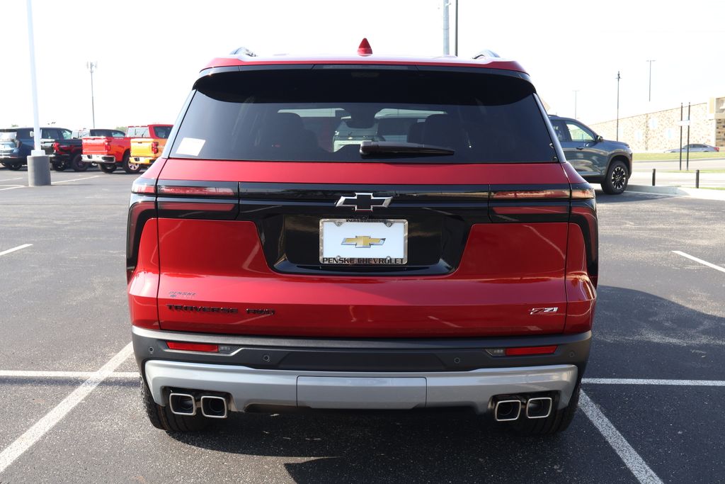 Thumbnail: 2026 Chevrolet Traverse - 10