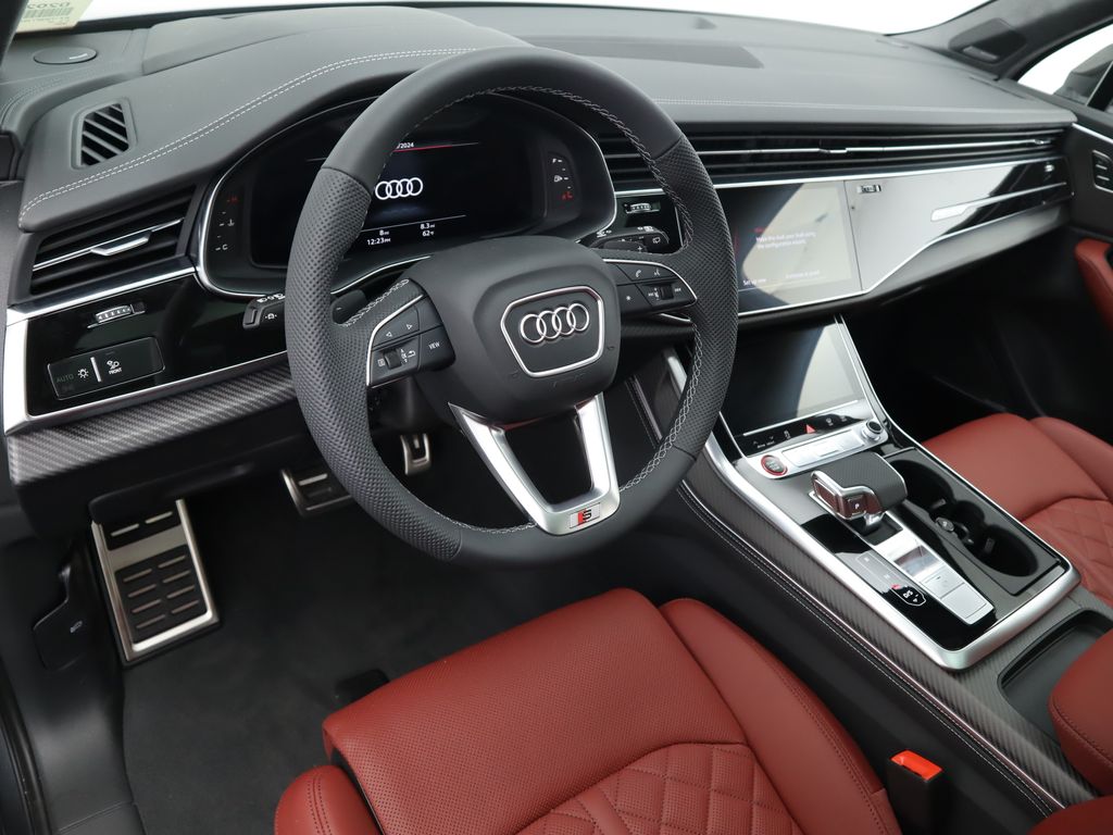 2025 Audi SQ7  10