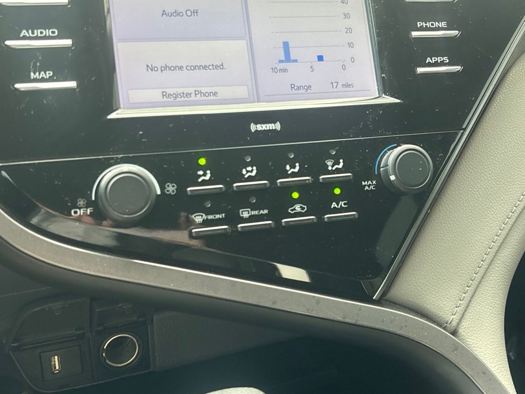 Used 2020 Toyota Camry Sedan