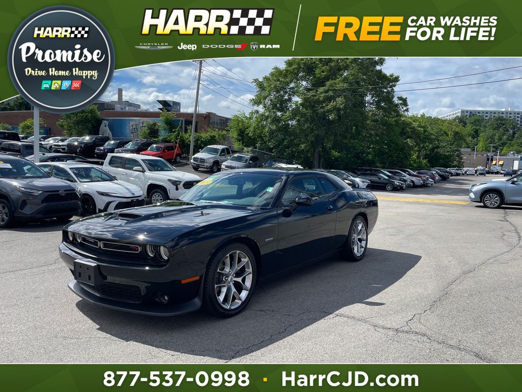 Pitch Black Clearcoat 2019 Dodge Challenger Coupe Rear-Wheel Drive 8-Speed Automatic