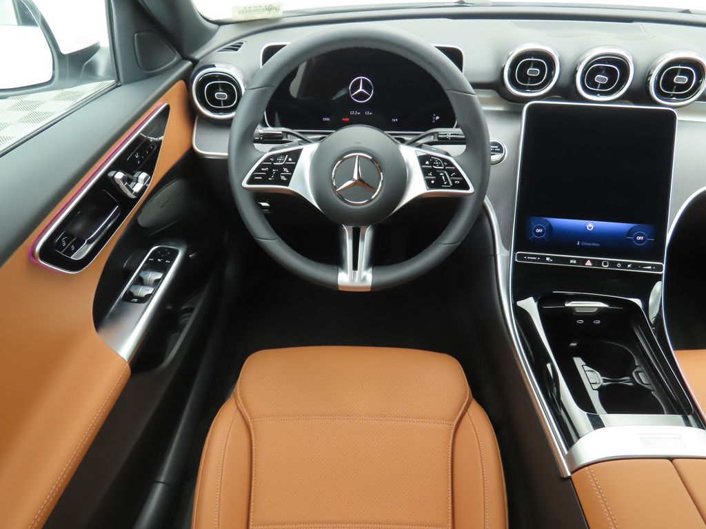 Thumbnail: 2025 Mercedes-Benz C-Class - 10