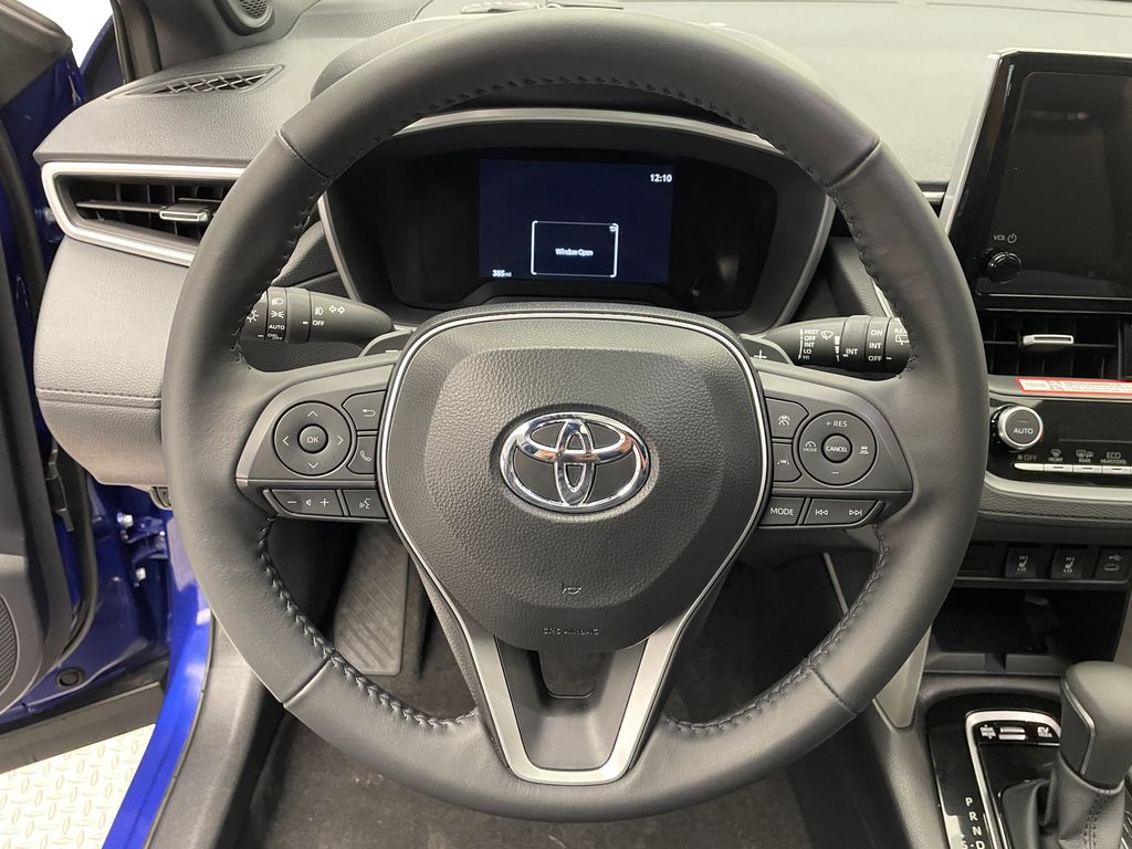 2025 Toyota Corolla Cross XSE 21