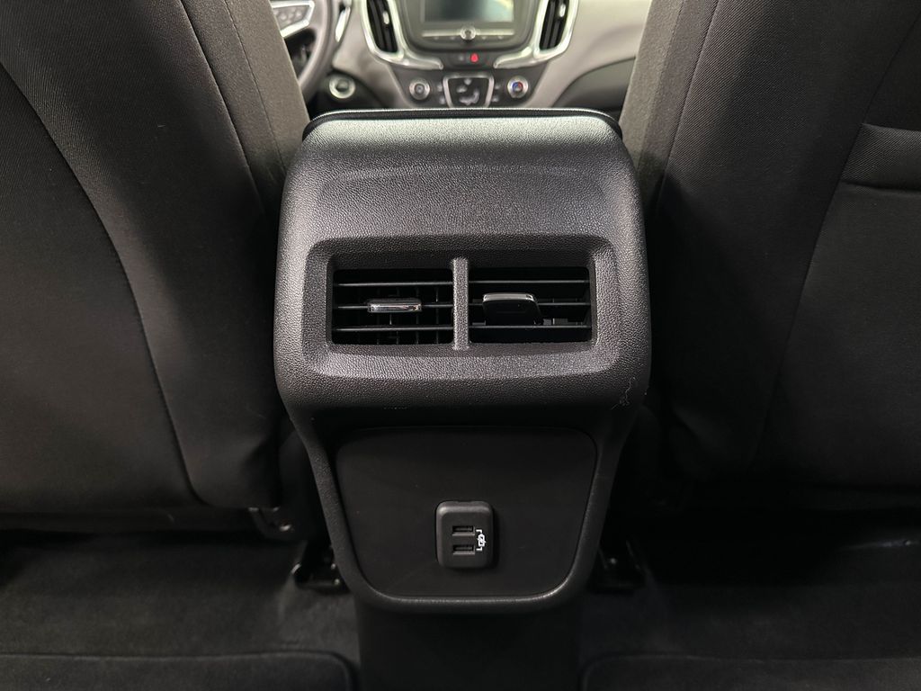 ChevroletEquinox18