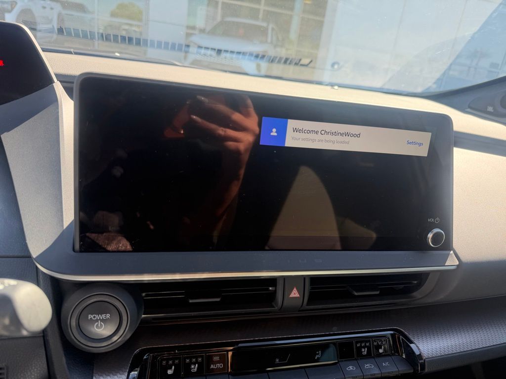 Thumbnail: 2024 Toyota Prius - 12