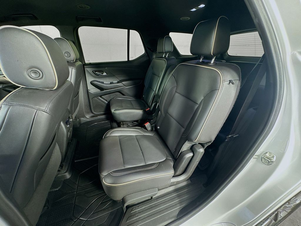 Used Car 2022 Chevrolet Traverse  Premier For Sale Under $35,000 In Austin, Texas