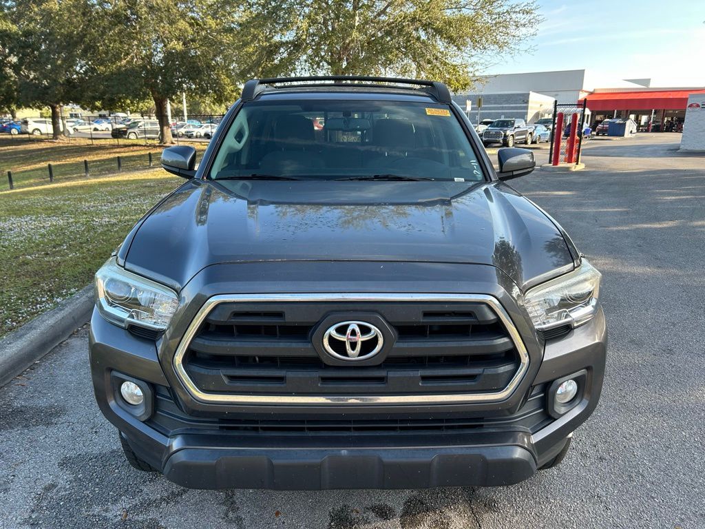 Thumbnail: 2017 Toyota Tacoma - 8