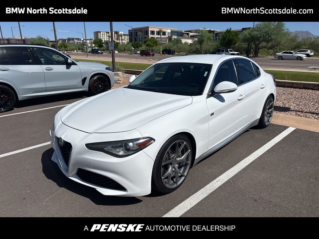 2017 Alfa Romeo Giulia Base -
                  Phoenix, AZ