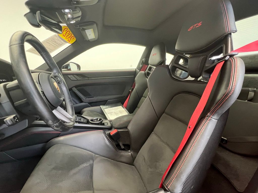 Thumbnail: 2022 Porsche 911 - 5