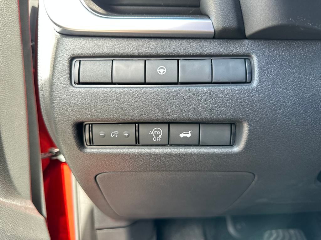 2025 Nissan Rogue SV photo