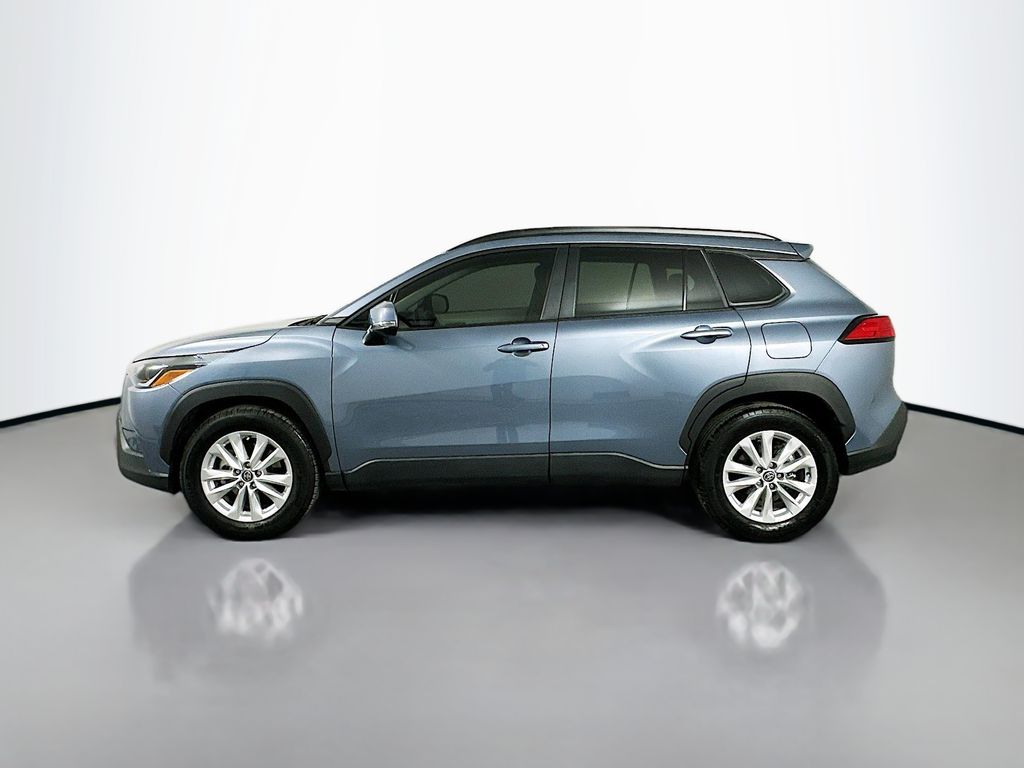 Thumbnail: 2023 Toyota Corolla Cross - 8