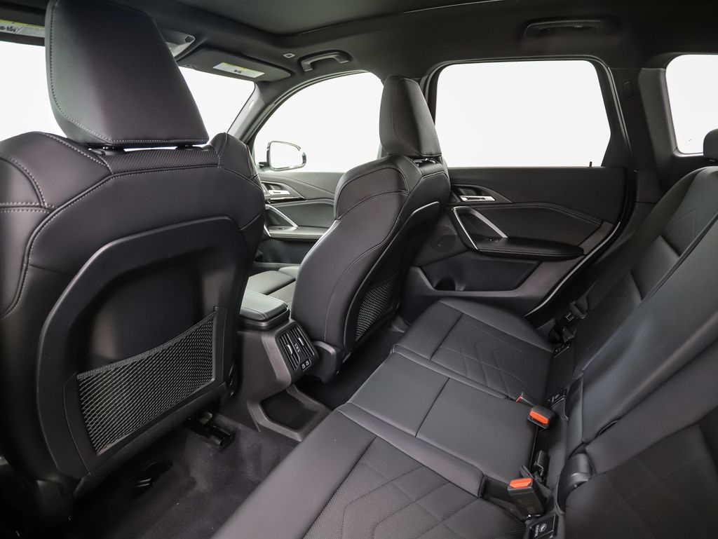 Thumbnail: 2023 BMW X1 - 21