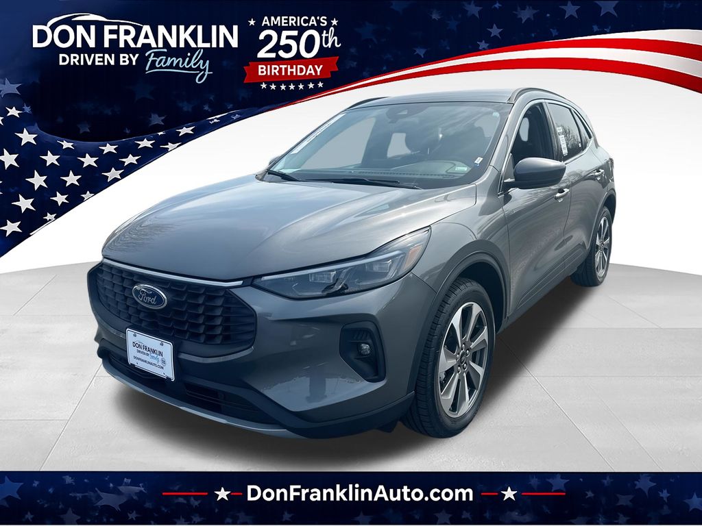 2025 Ford Escape Platinum