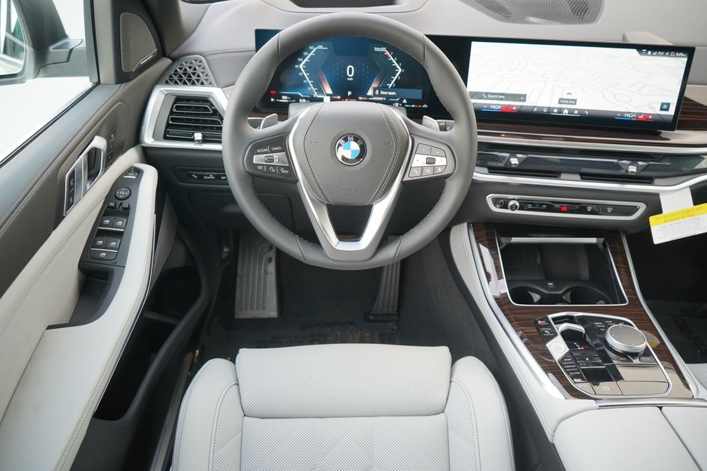 2025 BMW X5 xDrive40i 15