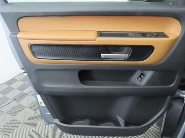 Thumbnail: 2025 Volkswagen ID.Buzz - 25