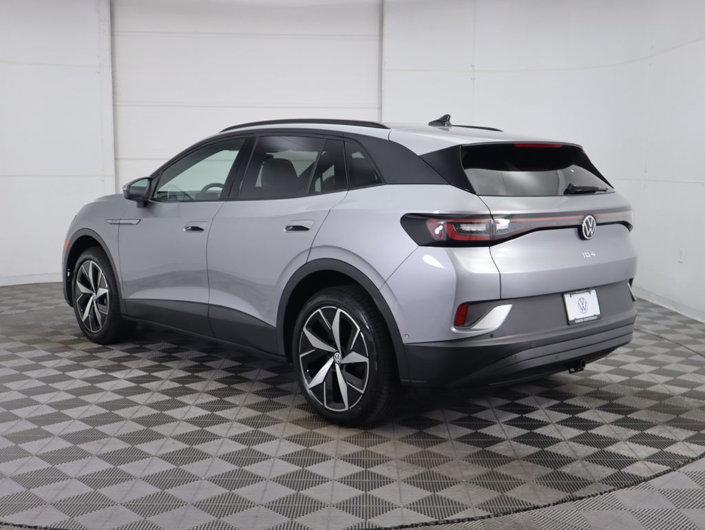 2025 Volkswagen ID.4 Pro S 7