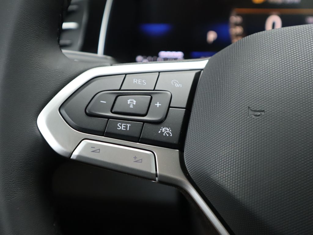 2025 Volkswagen Jetta S 12