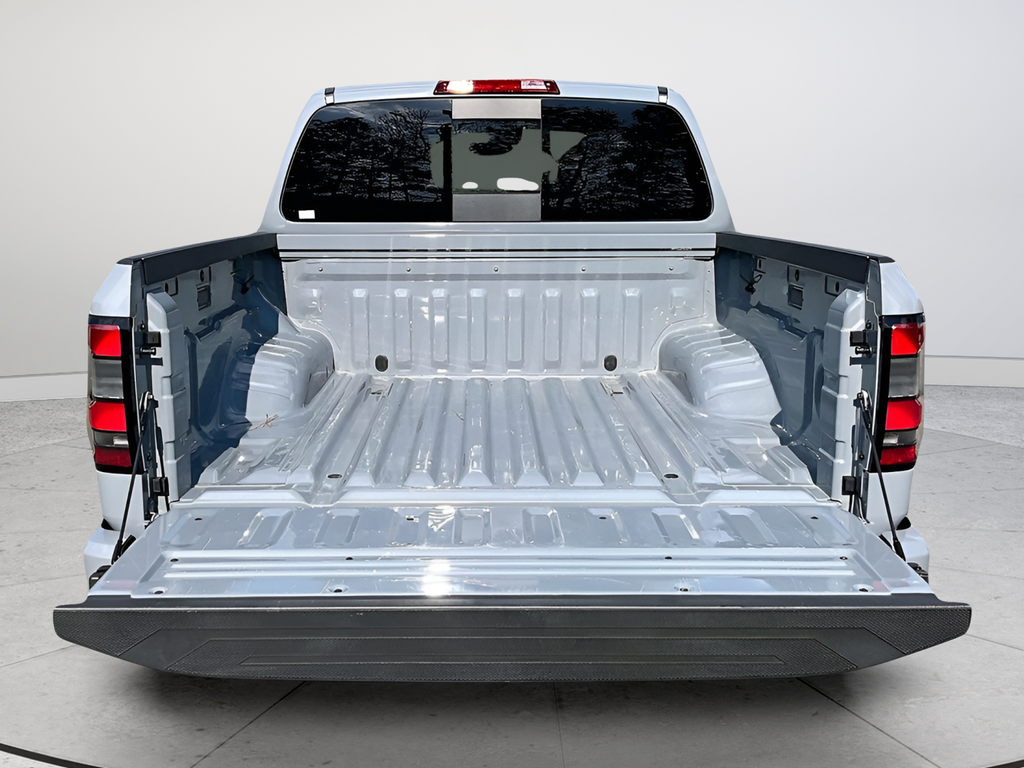 Used 2024 Nissan Frontier PRO-X 4D Crew Cab